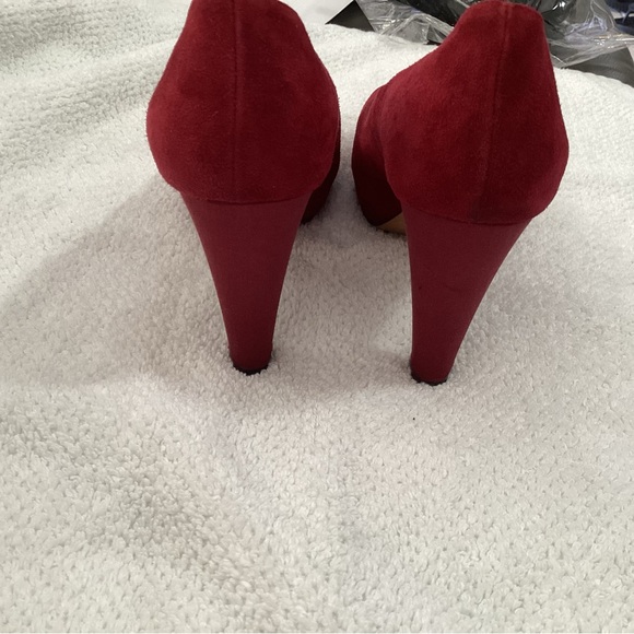 Kate Spade NY Georgia Ruby Red Suede Peep Toe Heels Size 7.5 B - Picture 5 of 10